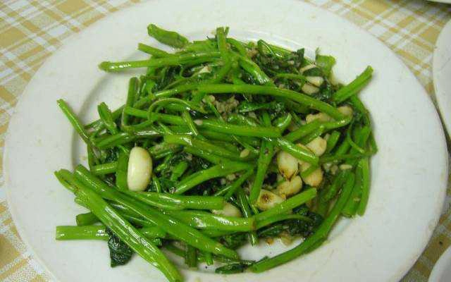 Quán Nhậu Oanh Luyện - Bia Rau Rượu Mực