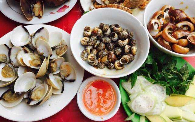 Quán Nhậu Ốc Bà Mai