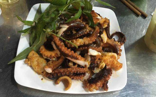 Quán Nhậu Quán Bụi SG - Ốc, Hải Sản & BBQ Sài Thành