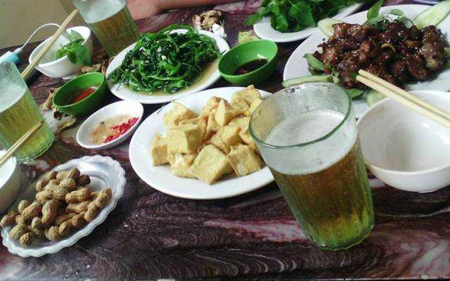 Quán Nhậu Quán Hàng Đẫy - Bia Hơi Hà Nội