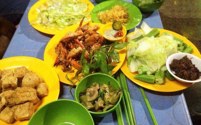 Quán Nhậu Quán Phúc - Ốc & Lẩu Nướng