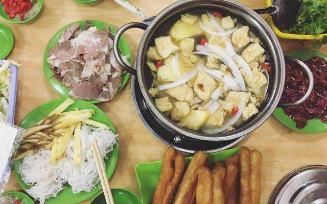 Quán Nhậu Thanh Công Quán - Lẩu & Nướng