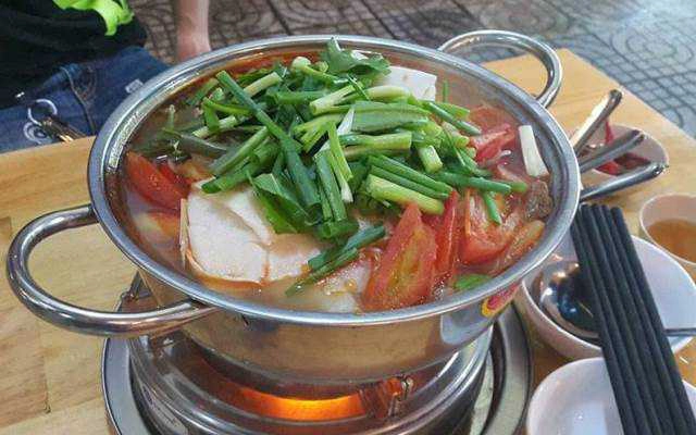 Quán Nhậu Tới Bến - Bia Hơi & Lẩu Nướng