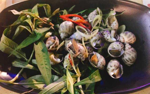 Quán Nhậu Tư Ốc Lầu 2 - Cua Cà Mau