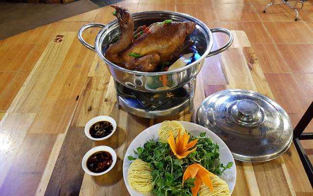Quán Nhậu Tỷ Muội Quán - Nguyễn Thị Thập