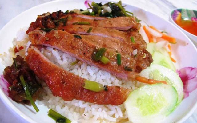Quán Ăn Quán Quyền 131 - Cơm Bình Dân