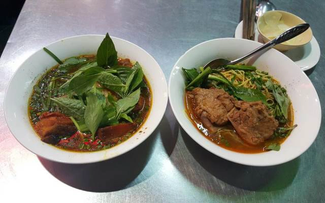 Quán Ăn Quán Tâm Ký - Mì Sườn Kho