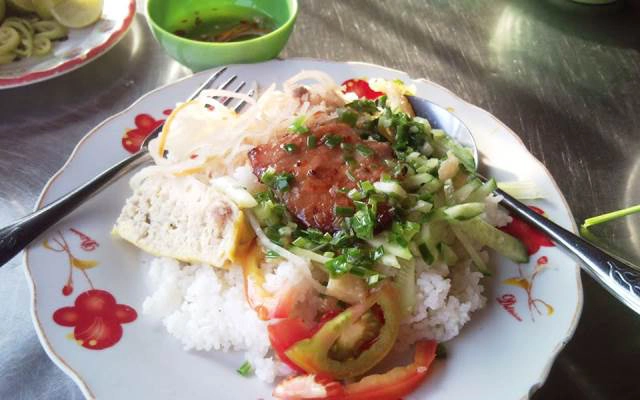 Quán Ăn Quán Thảo - Cơm Phần Sinh Viên