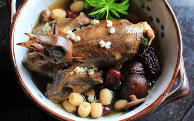 Quán Ăn Quán Toàn - Lẩu Gà Ác