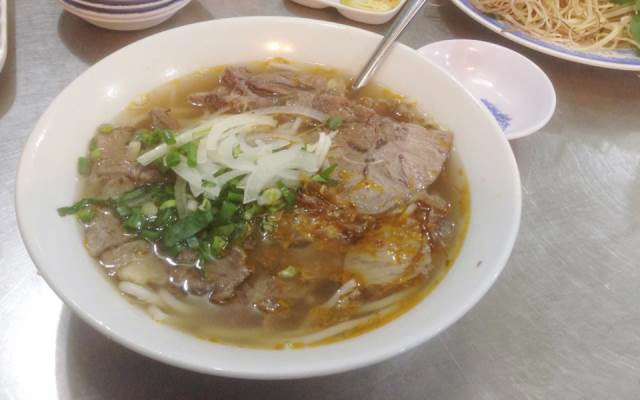 Quán Ăn Quán Út - Bò Bít Tết, Bò Kho & Bún Bò