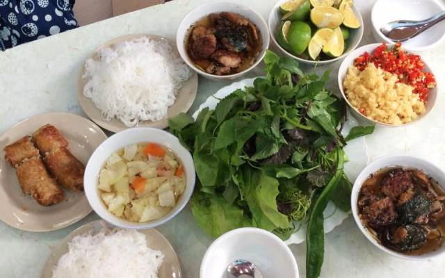 Quán Ăn Quang Trung - Bún Cá Rô & Bún Chả