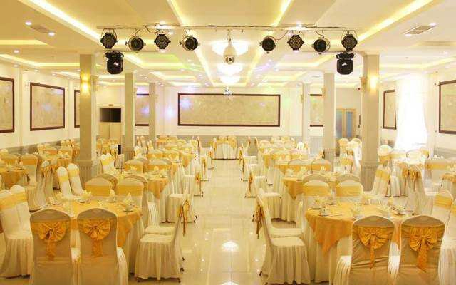Queen Palace - Nhà Hàng Tiệc Cưới