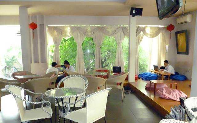 Quen Cafe - Bạch Đằng