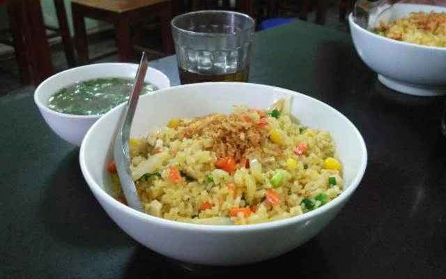 Quán Ăn Quốc Anh - Phở Bò & Cơm Rang - Phú Thịnh