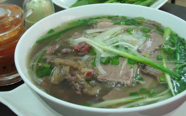 Quán Ăn Quốc Tuấn - Phở Bò, Cơm Rang - Âu Cơ