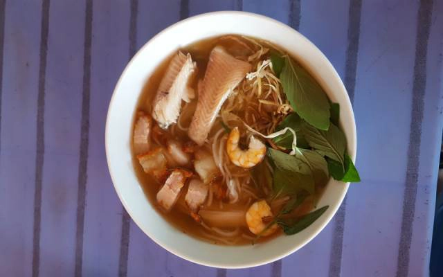 Quán Ăn Quyên - Bún Nước Tôm Bò