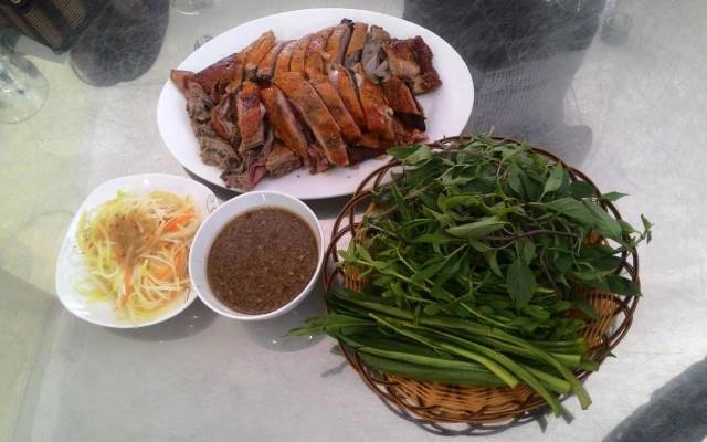 Quán Ăn Quỳnh Chi - Gà Ta & Vịt Cỏ
