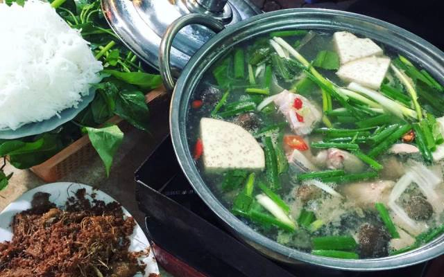 Quán Ăn Quỳnh Nga - Đặc Sản Vịt Cỏ Vân Đình