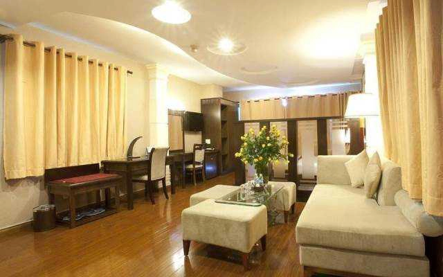 Roseland Point Hotel