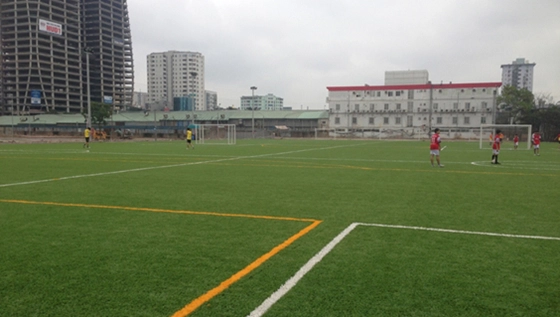 Sân bóng đá Hoàng Phong