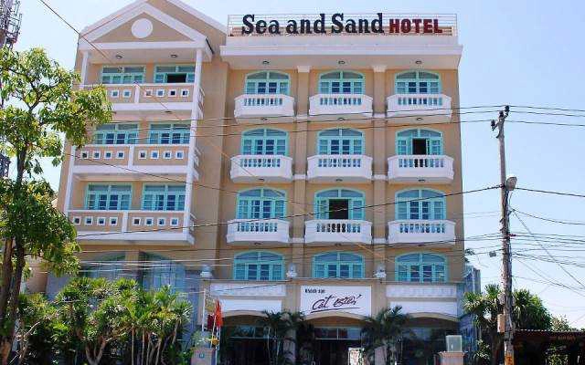 Sea & Sand Hotel