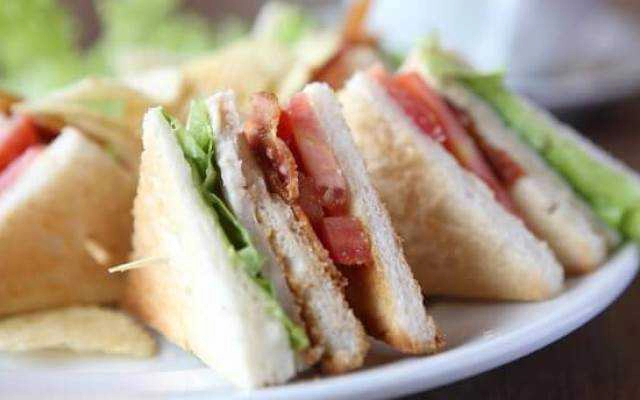 Shop online FM0049 - Sandwich Giao Hàng Tận Nơi