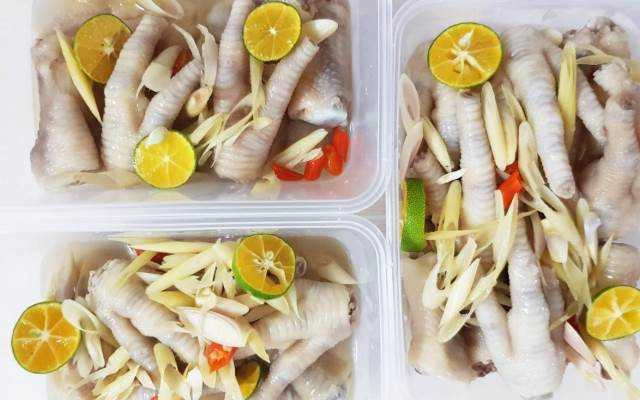 Shop online Món Ngon Chanh Bán - Chân Gà Sả Ớt Online