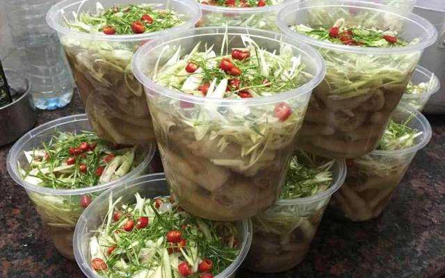 Shop online Sumo - Chân Gà Sả Ớt Online