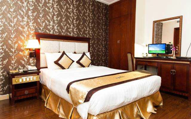 Signature Saigon Hotel