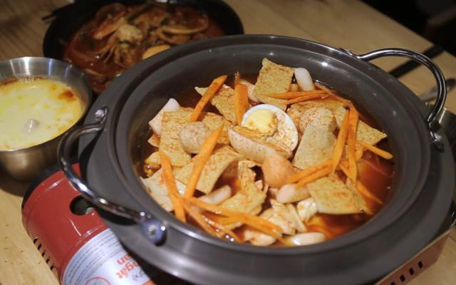 Nhà Hàng Sinjeon Tokbokki - Ẩm Thực Hàn Quốc - Phạm Văn Nghị