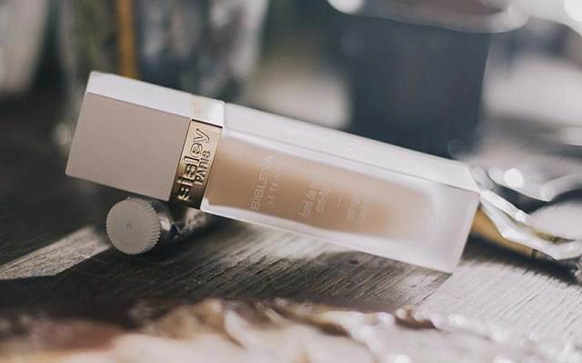 Sisley Paris - Lotte Liễu Giai