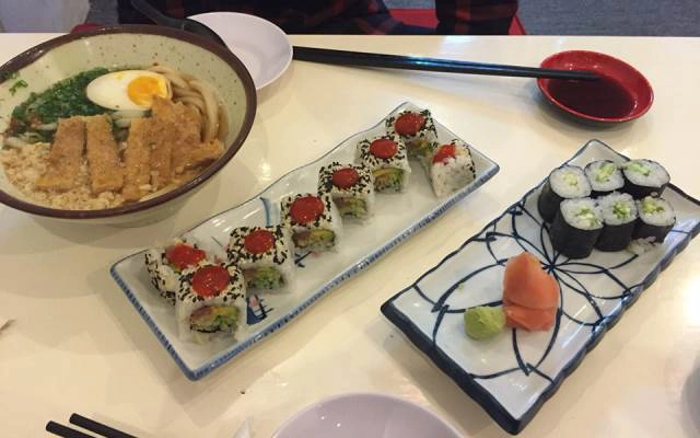 Quán Ăn Sóc Sushi