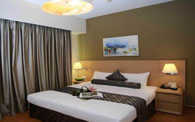 Somerset Hotel