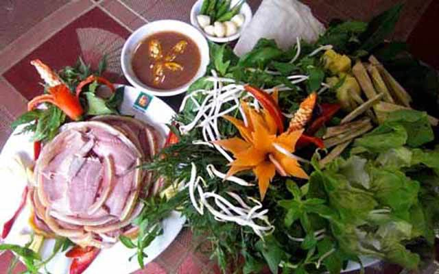 Quán Ăn Sơn Ca Quán - Đặc Sản Bê Thui