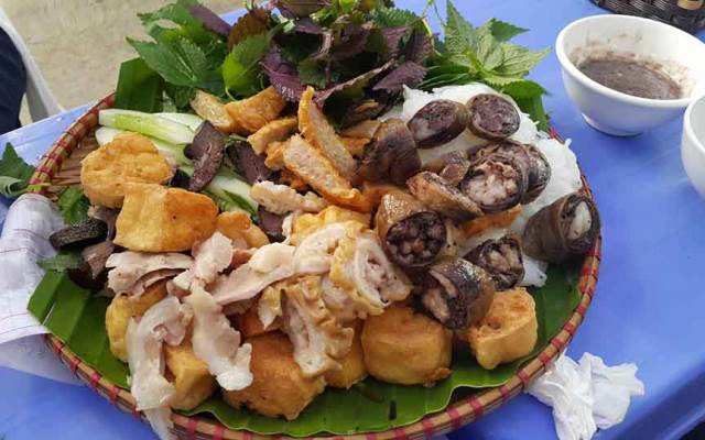 Quán Ăn Sơn Hà - Bún Chả & Bún Đậu Mẹt