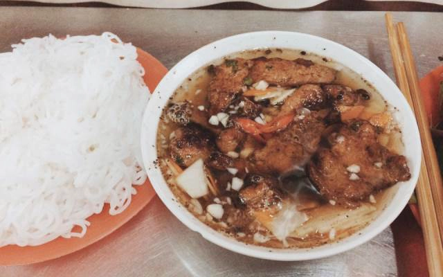 Quán Ăn Sơn Hải - Bún Chả Hà Nội & Bún Đậu Mẹt