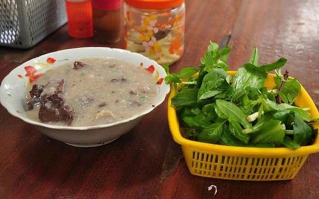 Quán Ăn Sơn Huê - Cháo Lòng & Tiết Canh