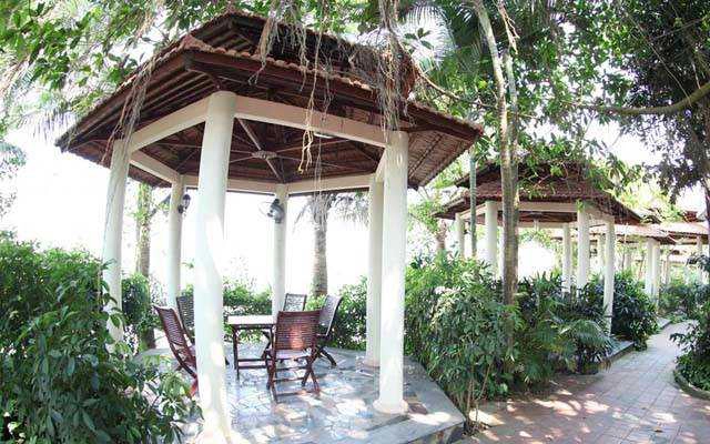 Sông Hồng Resort Cafe