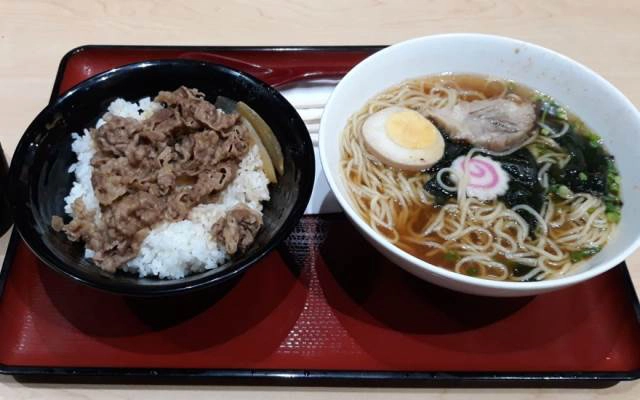 Nhà Hàng Sukiya - Cơm Bò Hầm & Mì Ramen - Kênh Tân Hóa