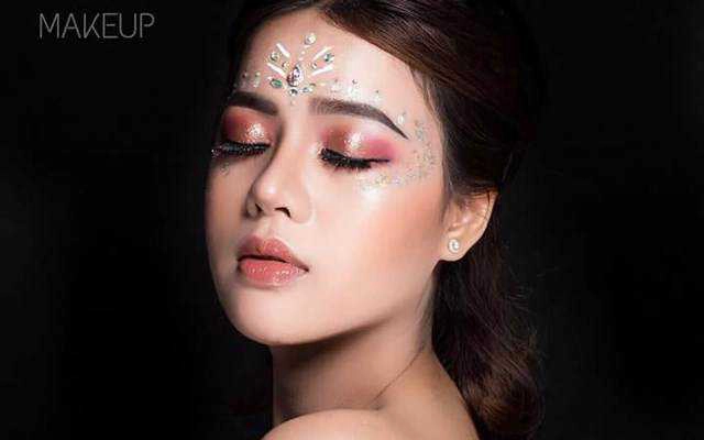 Sun Minor MakeUp Artist