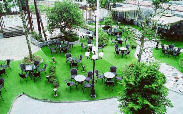 Sunshine Cafe