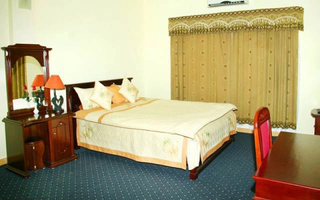 Suối Giàng Hotel