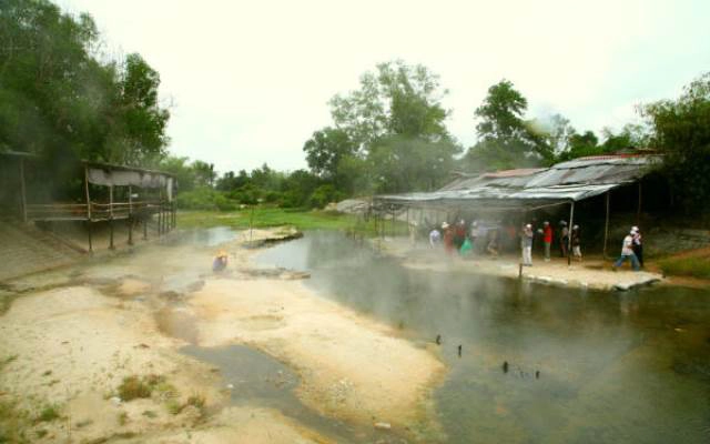 Suối Nước Nóng Hội Vân Phù Cát