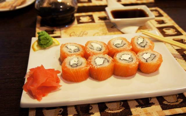Quán Ăn Sushi Bạch Tuộc