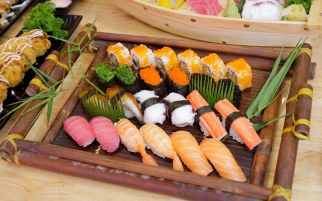Quán Ăn Sushi Men