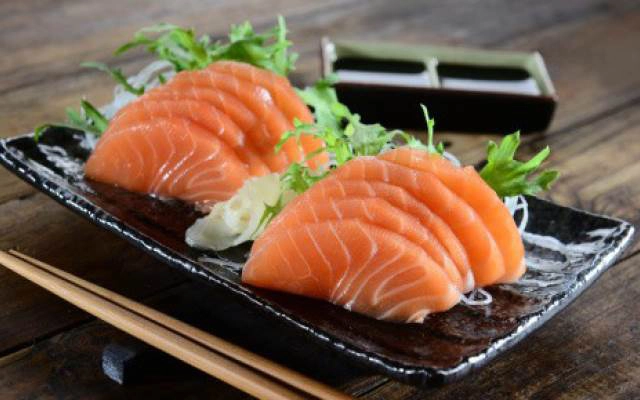 Quán Ăn Sushi TL