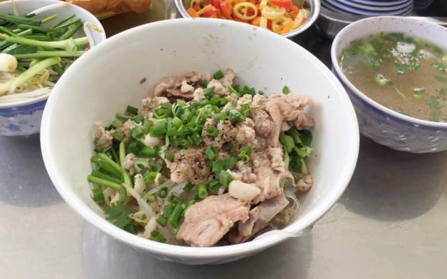Quán Ăn Tạ Ký Mì Gia