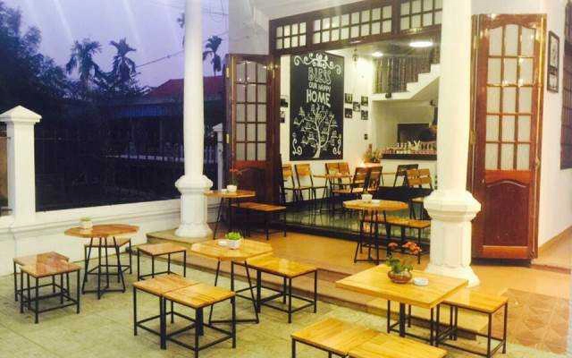 Taka Box Coffee & Milk Tea