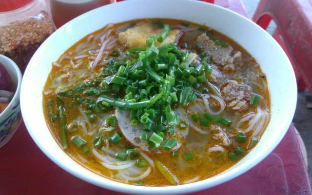 Quán Ăn Tâm - Bún Riêu Cua & Thịt Chả