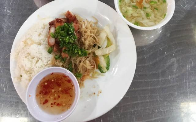 Quán Ăn Tâm Hà - Cơm Văn Phòng Tự Chọn